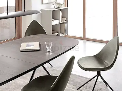 8pcs BOCONCEPT Ottawa dining chairs in light gray Nordic Grain leather upholstery luxury