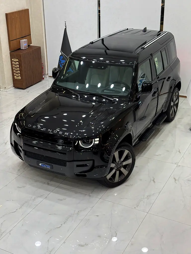 Land Rover Defender 2026