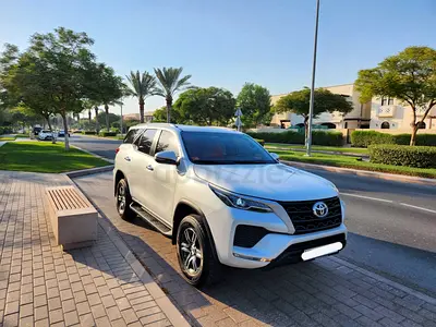 A BEAUTIFUL TOYOTA FORTUNER 2023 EXR GCC!!! PERFECT!!! FIRST OWNER  UNDER CONTRACT FROM AGENCY!