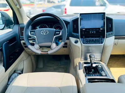 2019 Toyota LAND CRUISER 照片 8