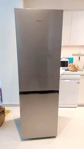 Fridge Hitachi bottom invater excellent quality