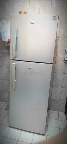 ELEKTA Top-Freezer Refrigerator - Good Working Condition family used