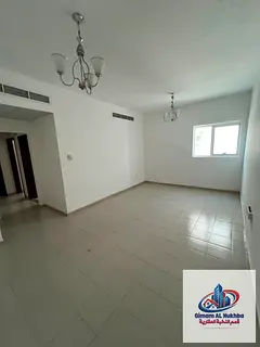 **Spacious layout • Central AC and central gas • Modern finishes • Very attractive price • F
