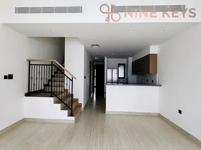 4BHK Middle Unit / Back to back / Ready to move