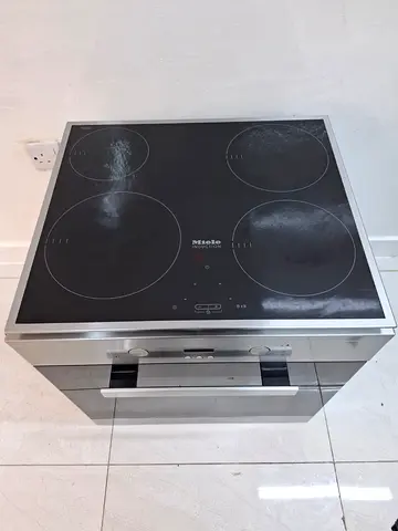 Miele induction hob and oven same like new condition
