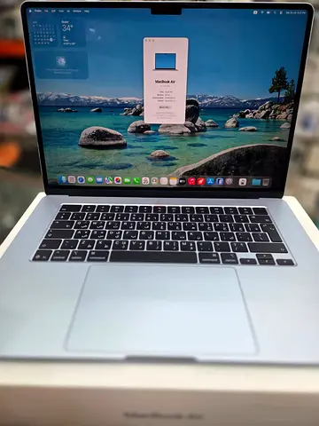 MacBook Air 15-inch (M5) Silver, 16/512 Excellent Condition