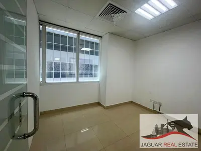 HEART OF ALBARSHA 1,Vacant & Ready Office for Rent, Pinnacle Building , Sheikh Zayed Road , 2 parki