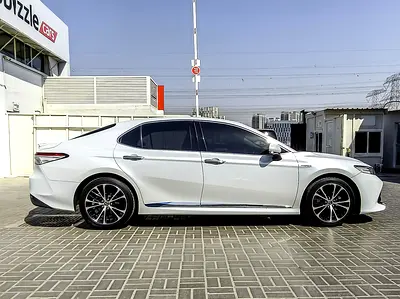 2019 Toyota CAMRY photo 5