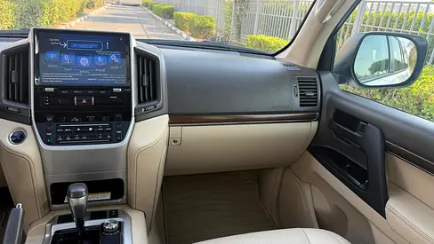 2019 Toyota LAND CRUISER 照片 14