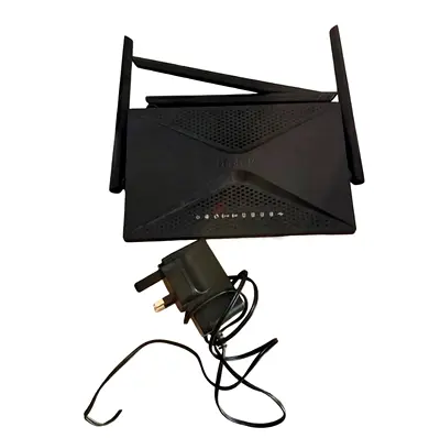 D-Link Dual band 2G  5G Wireless Router with Antennas and Ethernet Cable - Excellent Condition