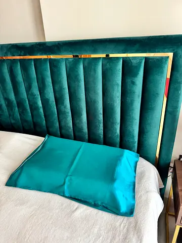 Set of 2 x Emerald Satin Pillow Cases