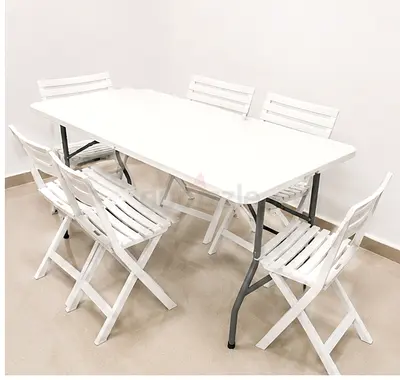 Folding Dining Table with 4 White Chairs – Excellent Condition – Moving Sale