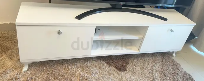 White low TV cabinet / entertainment unit - good condition