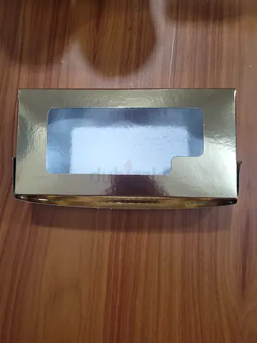 MOVING OUT SALE: Gold Food Display Boxes with window (100 pcs new)