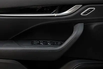 صورة مصغرة 13 لـ 2022 Maserati LEVANTE