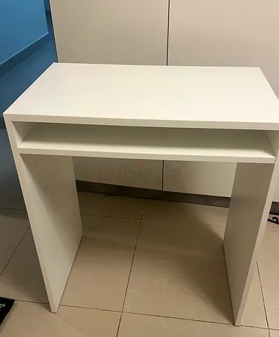 IKEA  computer/Study table good condition