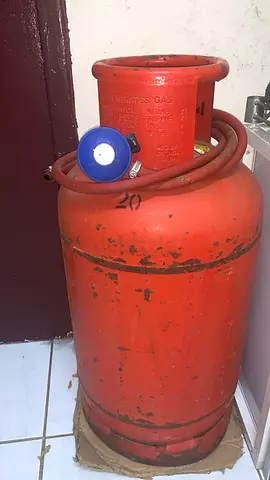 Emirates Gas Cylinder 22kg with Regulator and Hose