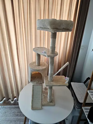 VOUNOT Cat Tree Tower, Cat Condo with Sisal Scratching Post, Multi Level Cat Climbing Frame Indoors,