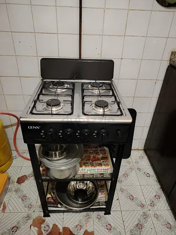 4-Burner Freestanding Gas Stove with Stand - Good Working Condition