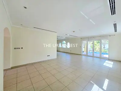 Spacious | Private Pool | Vacant