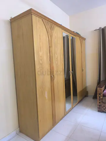 6-Doors Wooden Wardrobe with Mirrors in Wood original color