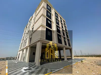 للبيع بناية سكنية جديدة في مدينة تلال – ضاحية السيوح، الشارقة