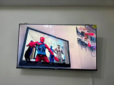 Hisense LED TV 43-inch - Full HD - VIDAA OS - Warranty Claimed - Full Working - Good Condition