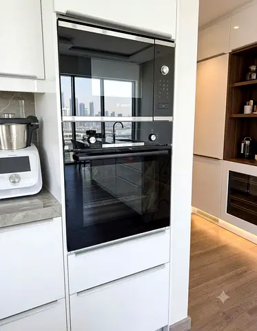 Bosch Built-In 60x60 Oven  Microwave Set for Sale