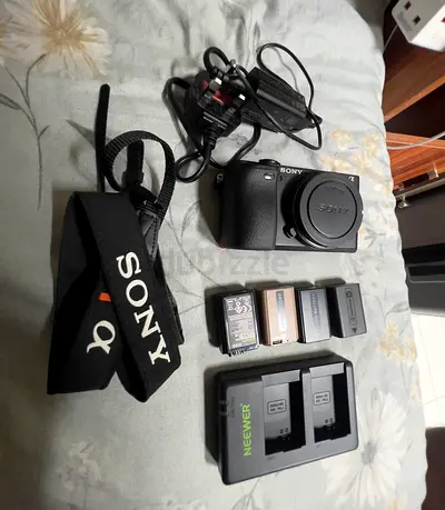 Sony A6400 Mirrorless Camera Body – Like New | Complete Accessory Bundle