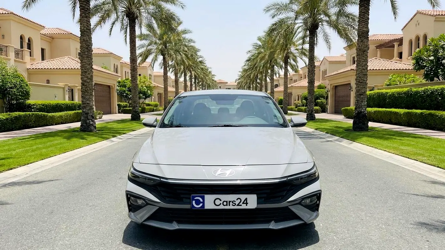 Hyundai Elantra 2024