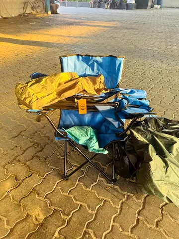 🏕️ Camping Set for Sale – AED 200

Used only once and in excellent condition!

✅ Tent
✅ Camping Cha