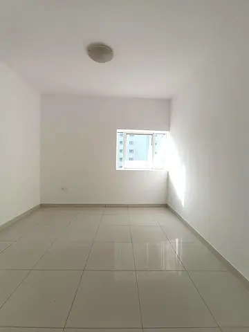 One-Bedroom Apartment for Rent – Al Khan Corniche, Sharjah* Comfortable one-bedroom apartment in the prestigious **Al Khan Corniche** area, off