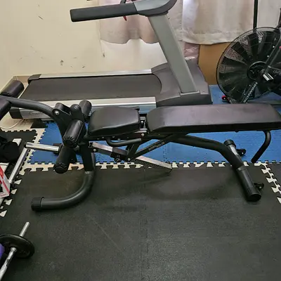Body Solid FID46 Bench with leg extension and curl
