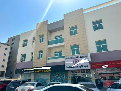 بناية استثمارية للبيع | دخل سنوي 600,000 درهم | قيمة البناية 7,000,000 درهم