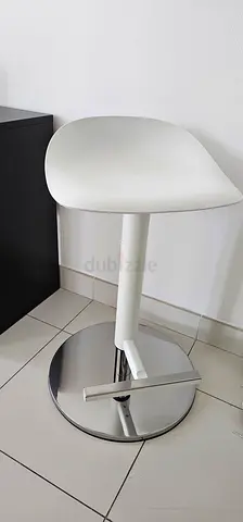 IKEA ADJUSTABLE BAR CHAIR
