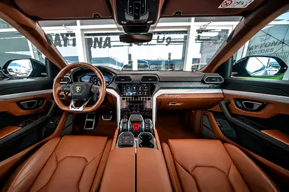 2022 Lamborghini URUS 缩略图 11