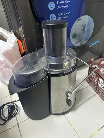 Used Electric Juice Extractor / Juicer - Good Working Condition