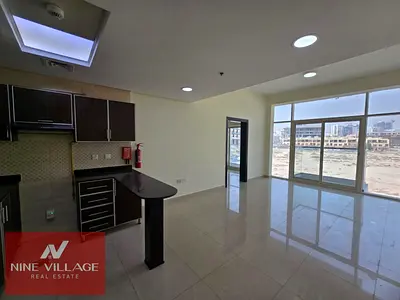 شقة بغرفة نوم واحدة | برج ريزيدنسي | إطلالة على الطريق