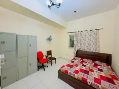 Room  available in Al warqa1