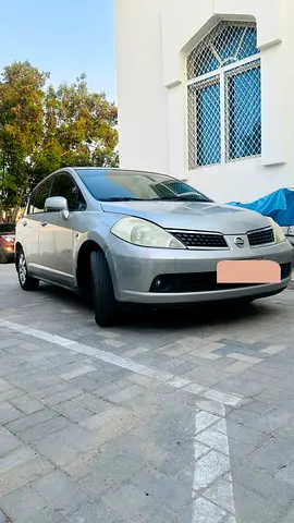 Nissan tiida