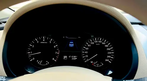 2015 Nissan ALTIMA — миниатюра 18