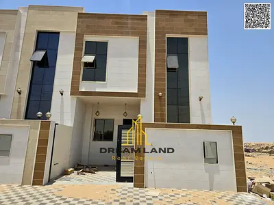 Luxury villa in an area with registration and ownership fees included. Freehold for life and for all nationalities.