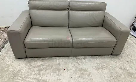 Looks great condition Natuzzi sofabed