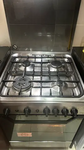 INDESIT Stainless Steel 4-Burner Gas Cooker with Oven - Good Working Condition