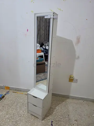 Dressing Table , Full-length standing mirror with 3-drawer base - white