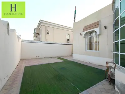 Modern 3BR Villa Covered Parking