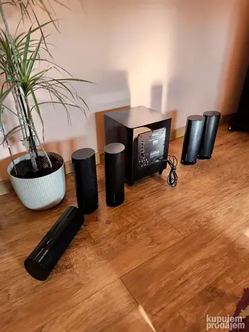 Harman/Kardon AVR-161s,with Ts60 speakers with 4 stands