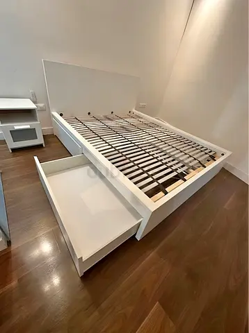 IKEA Queen White MALM bed frame including IKEA Mattress