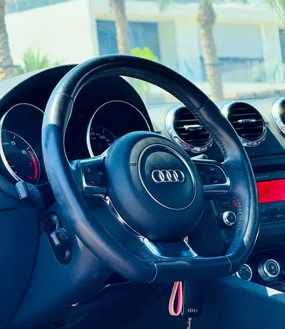 صورة 10 لـ 2013 AUDI TT