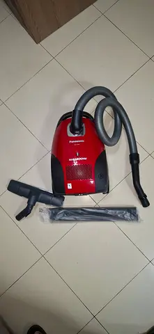 Vacuum cleaner for sale